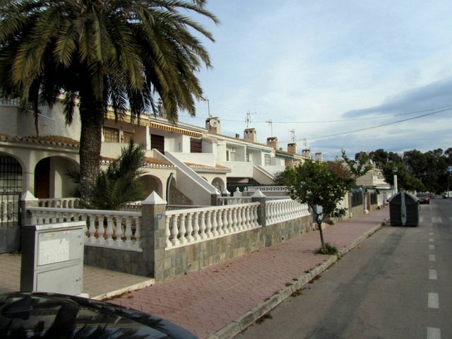 Residential areas Orihuela: Villapiedra and La Regia