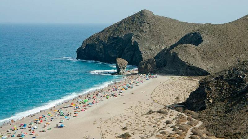 Discover the top 10 beaches in Almeria