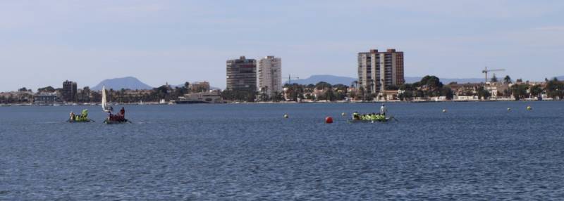 250 boat enthusiasts meet at the Dragon Boat tribute to Jan Collins in San Pedro del Pinatar