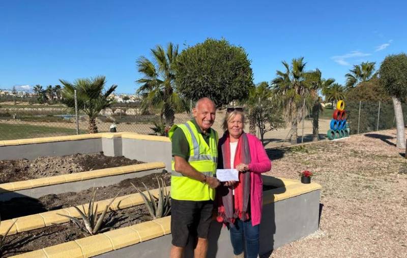 Green Fingers Camposol raise nearly 500 euros for Royal British Legion