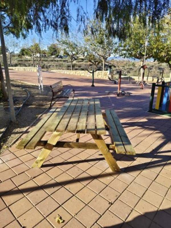 New picnic areas and park upgrades for Alhama