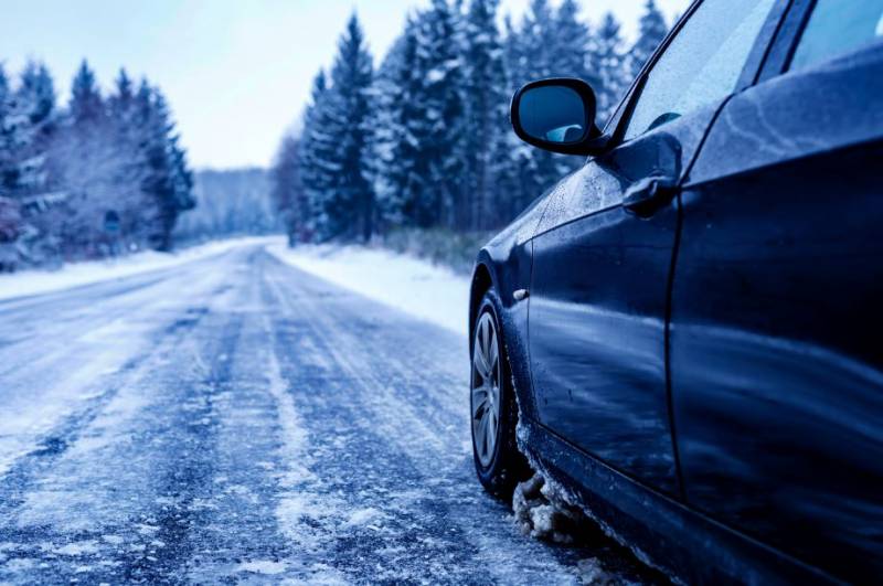 Spanish traffic authorities warn drivers about the danger of black ice