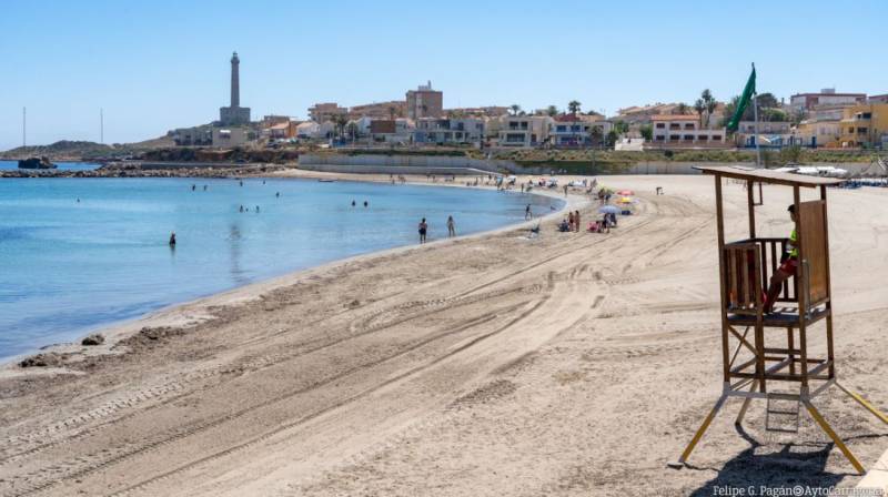 Cartagena invests €121,000 in its beaches ahead of the summer