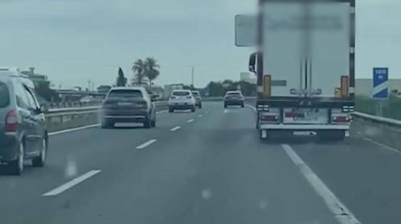 Trucker heading to UK stopped on A-7 in Murcia for driving under the influence of cocaine