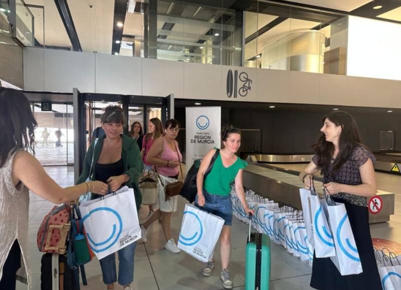 Corvera Airport welcomes first direct flight from Marseille with 100 passengers on board