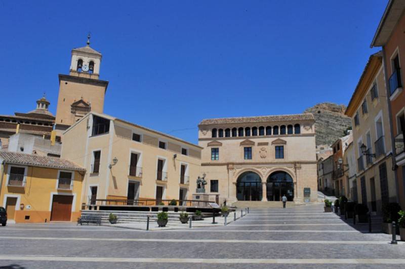 September 27 and 28 Free dramatized guided tours of the historic centre of Jumilla