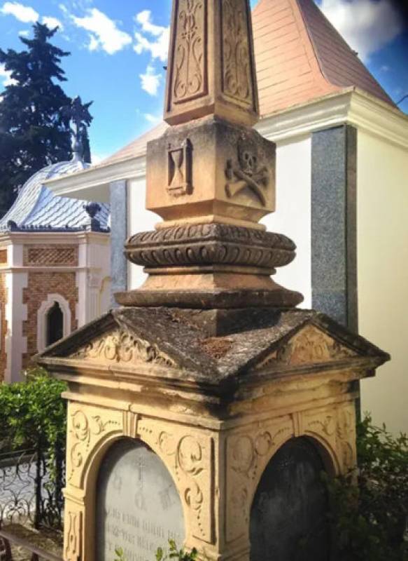 November 2 and 8 Free guided tours of the cemetery of Jumilla