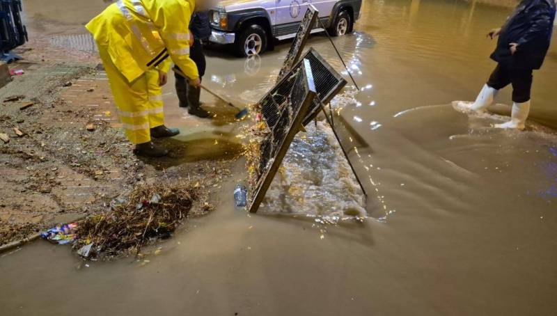 Storm Emilia leaves flooding, mudslides and more on Murcia roads