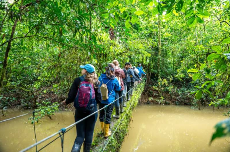 Scientists in Spain join mission to protect Galápagos and Amazon wildlife
