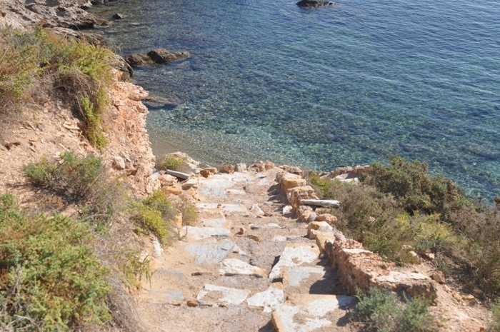 Cartagena beaches: Cala Roja in Cabo de Palos